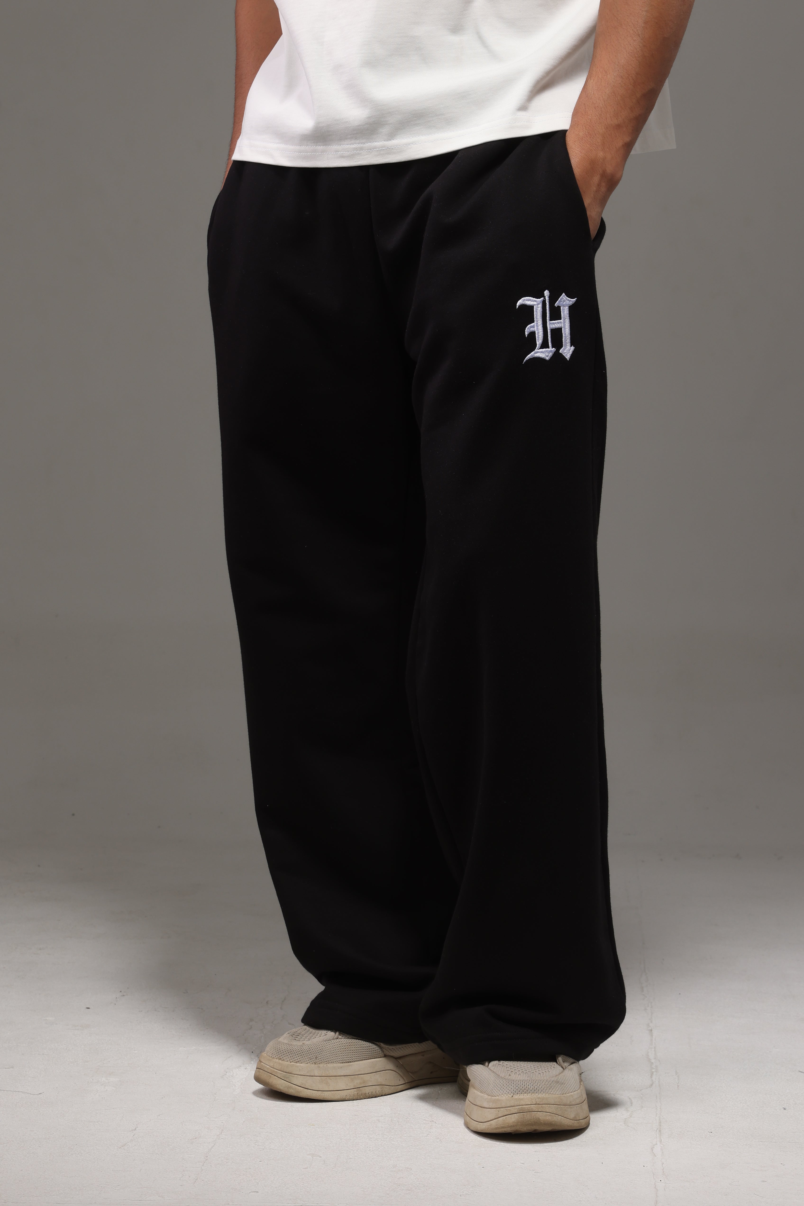 Haakon Gothic SweatPants